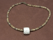 Ожерелье с костяной подвеской №2