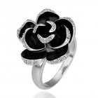 Кольцо с белым напылением в форме розы